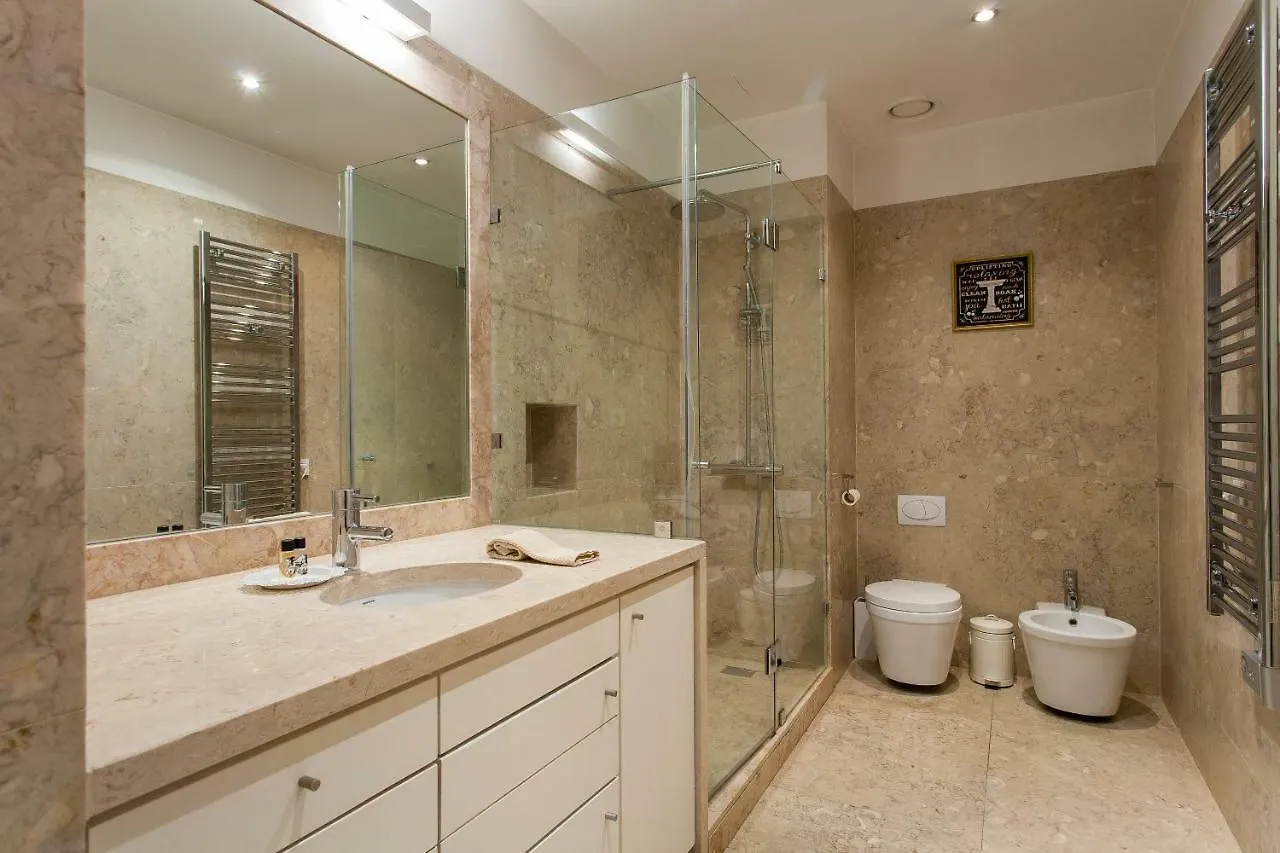 Apartment Carmo Lisboa